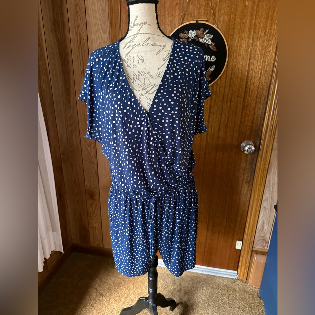 Gilli Blue And White Polka Dot Romper